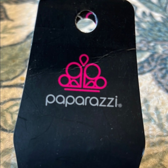 Paparazzi Textured Gold Bracelet NWT - Picture 3 of 3